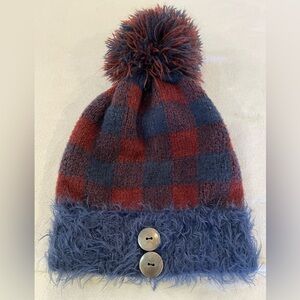 Simply Noelle Hat Womens Cream Button Detail Open Knit Faux